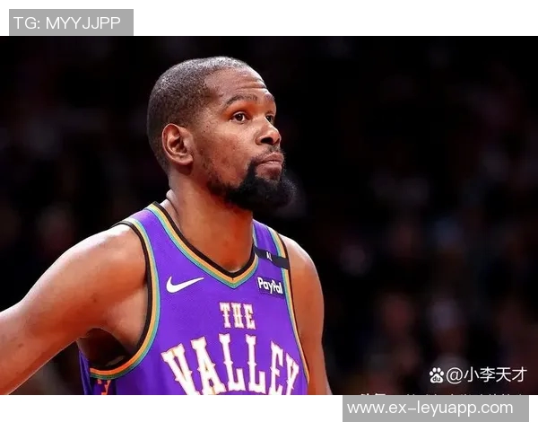 阿门感慨杜兰特拼搏精神超越年龄让人敬佩 阿门感慨杜兰特拼搏精神超越年龄让人敬佩